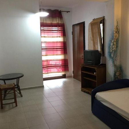 Peaceful Apartments In Elani Exterior foto